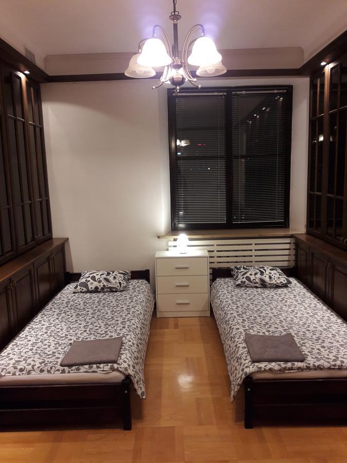 Green Wood Apartament Stara Ochota Varşovia Exterior foto