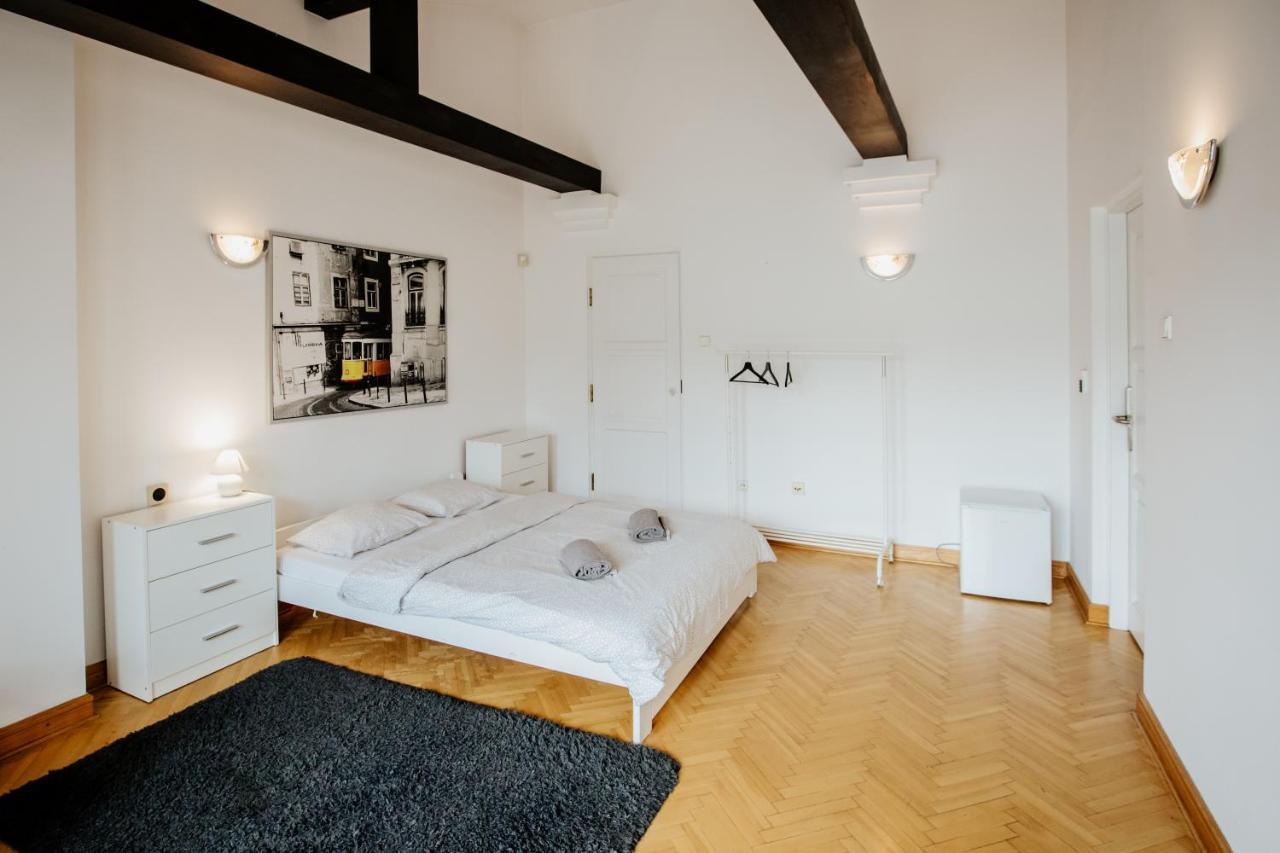 Green Wood Apartament Stara Ochota Varşovia Exterior foto
