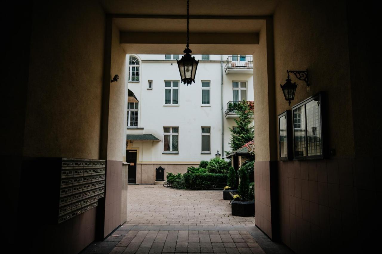 Green Wood Apartament Stara Ochota Varşovia Exterior foto