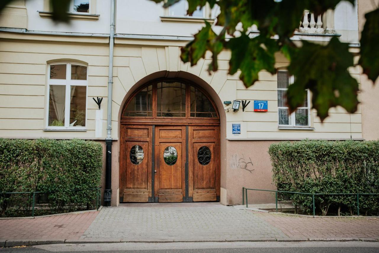Green Wood Apartament Stara Ochota Varşovia Exterior foto